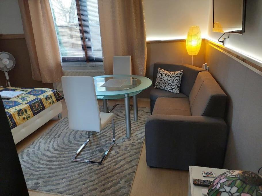 Ujszeged Apartman Exterior photo